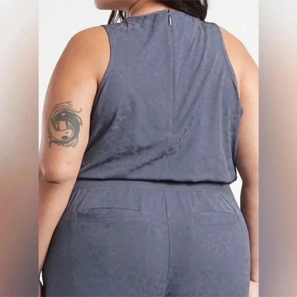 Athleta Brooklyn Textured Jumpsuit size 24 NWT - Picture 2 of 7